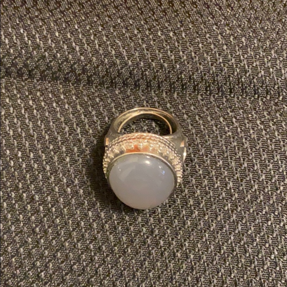 Fashion ring